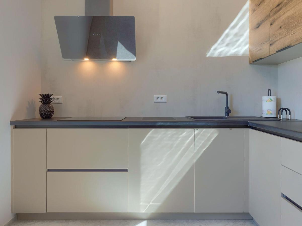 Apartment Wing 77 By Interhome Pula Eksteriør billede